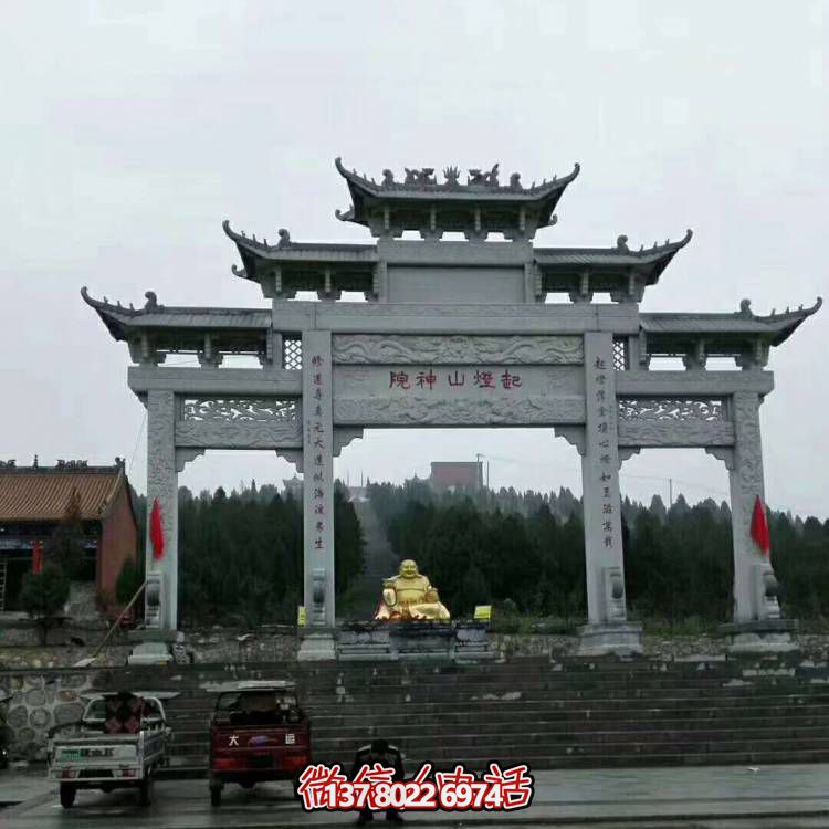 大理石石雕牌坊，增添宗教寺廟景觀魅力