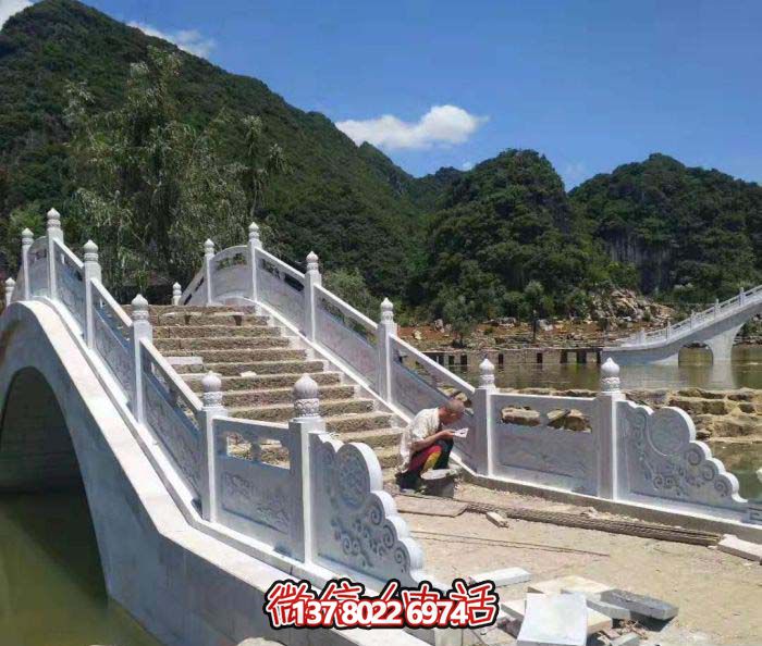 石拱橋，精美漢白玉欄桿，美景美景