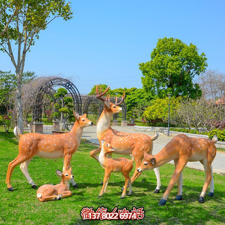 梅花鹿玻璃鋼仿生動物雕塑